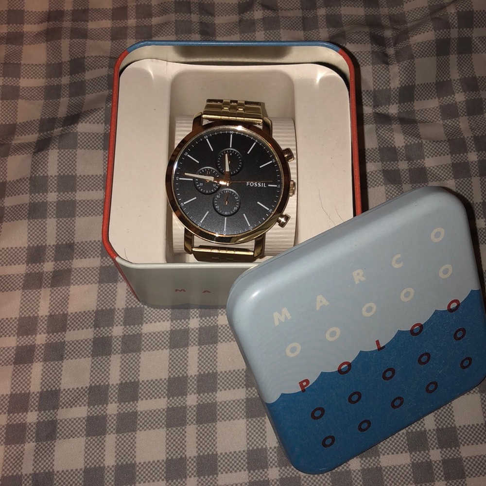 Stainless steal Fossil watch (Luther)